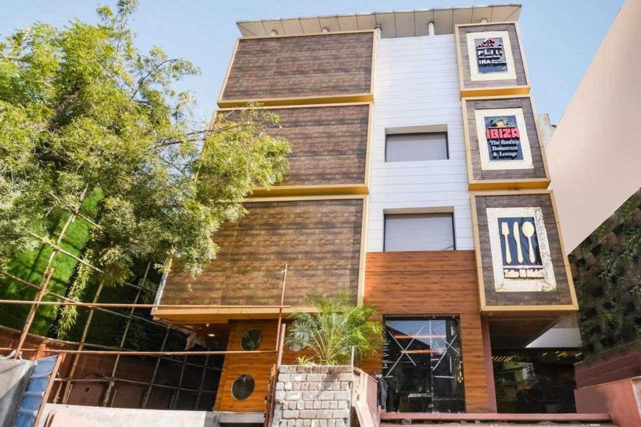 黄金一号酒店 Rāipur 外观 照片